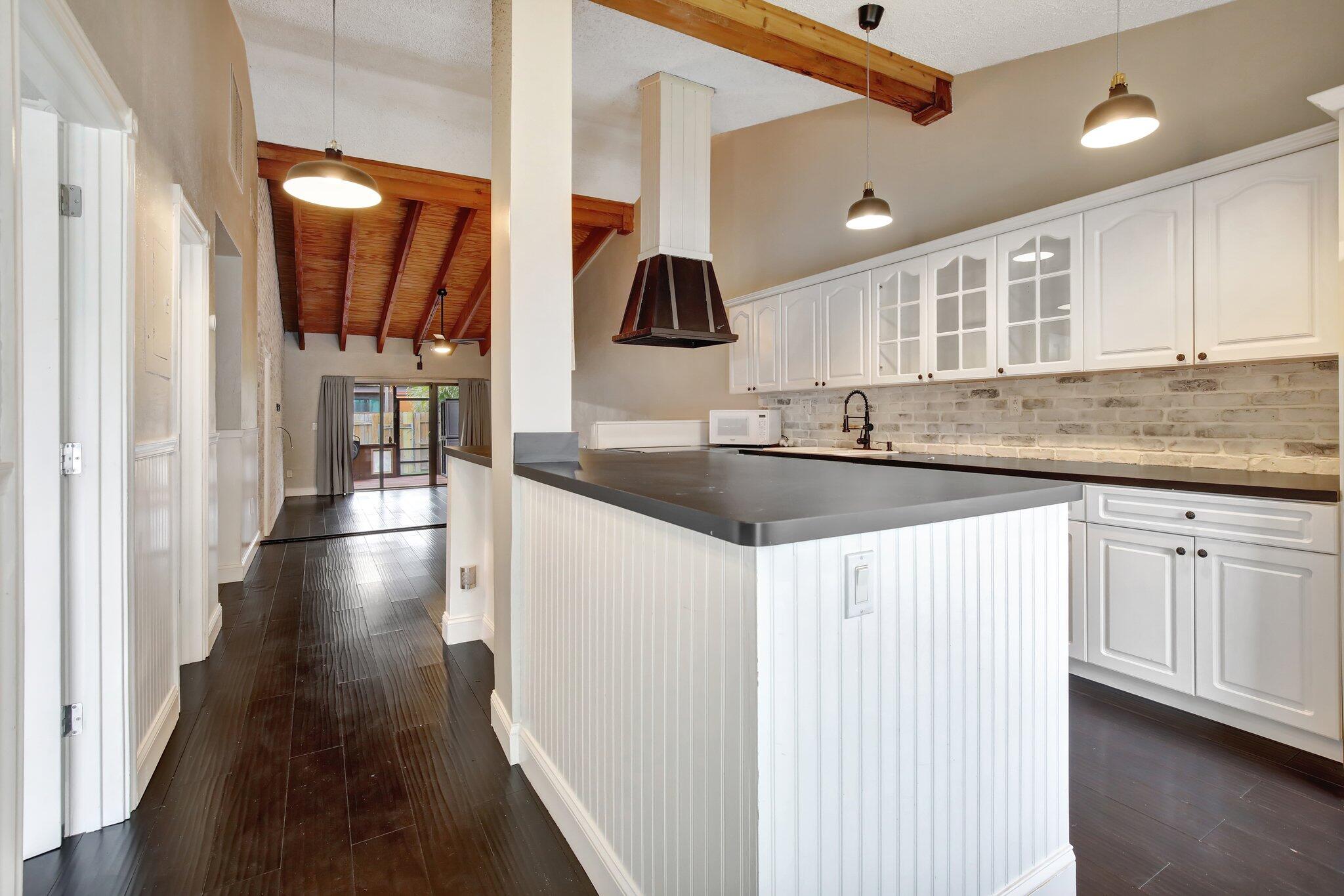 2310 Dogwood Court