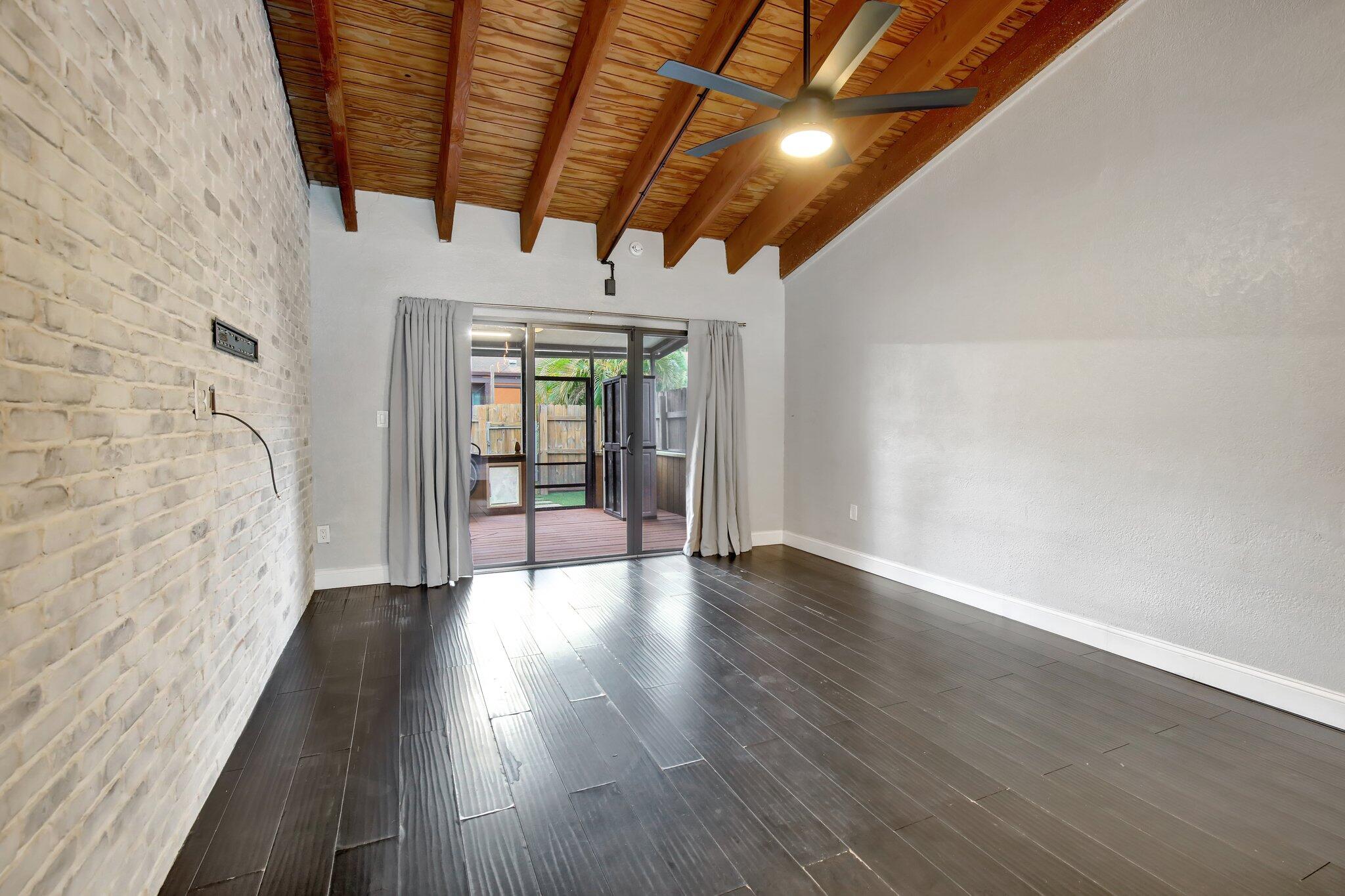 2310 Dogwood Court