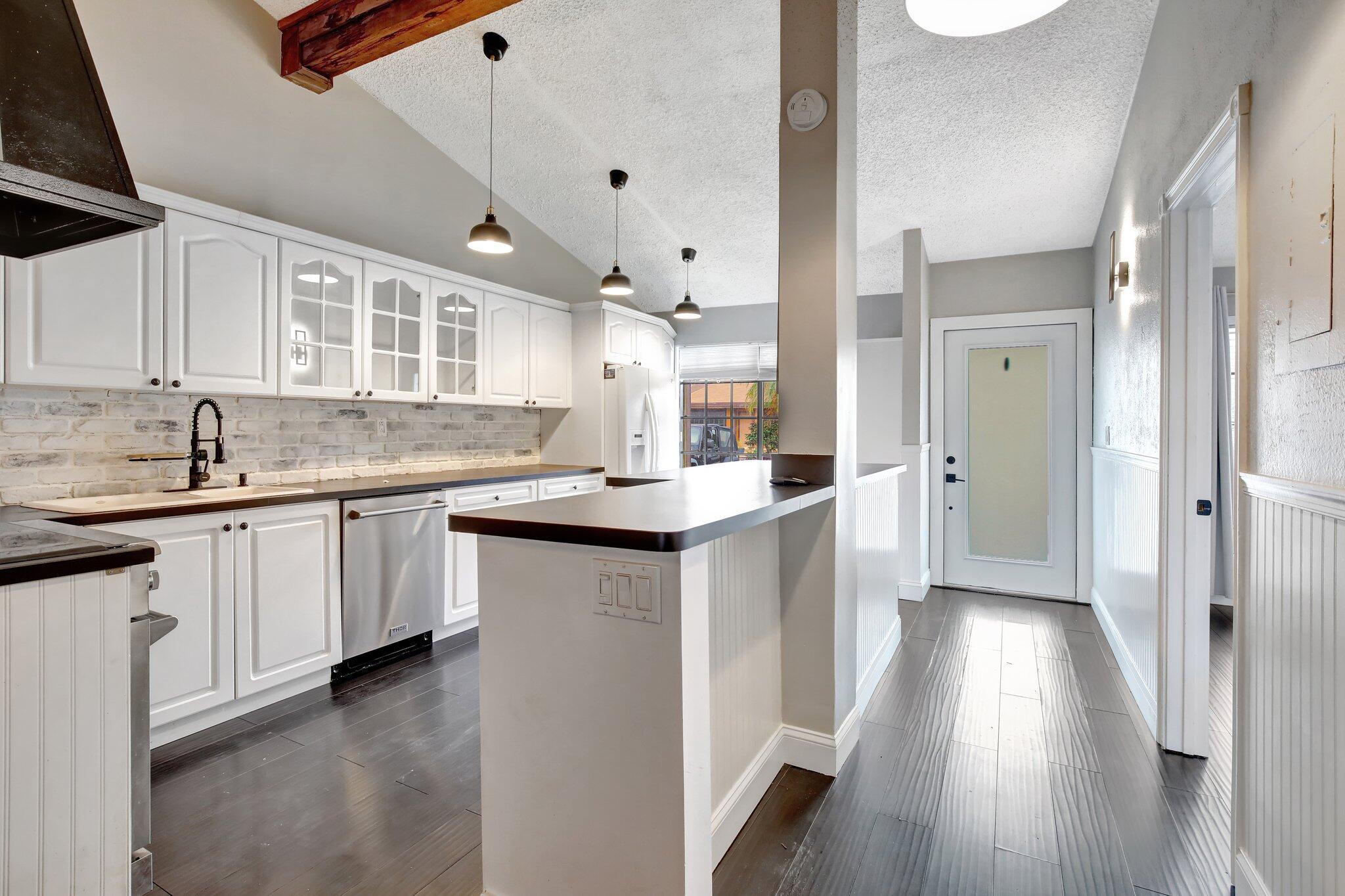 2310 Dogwood Court