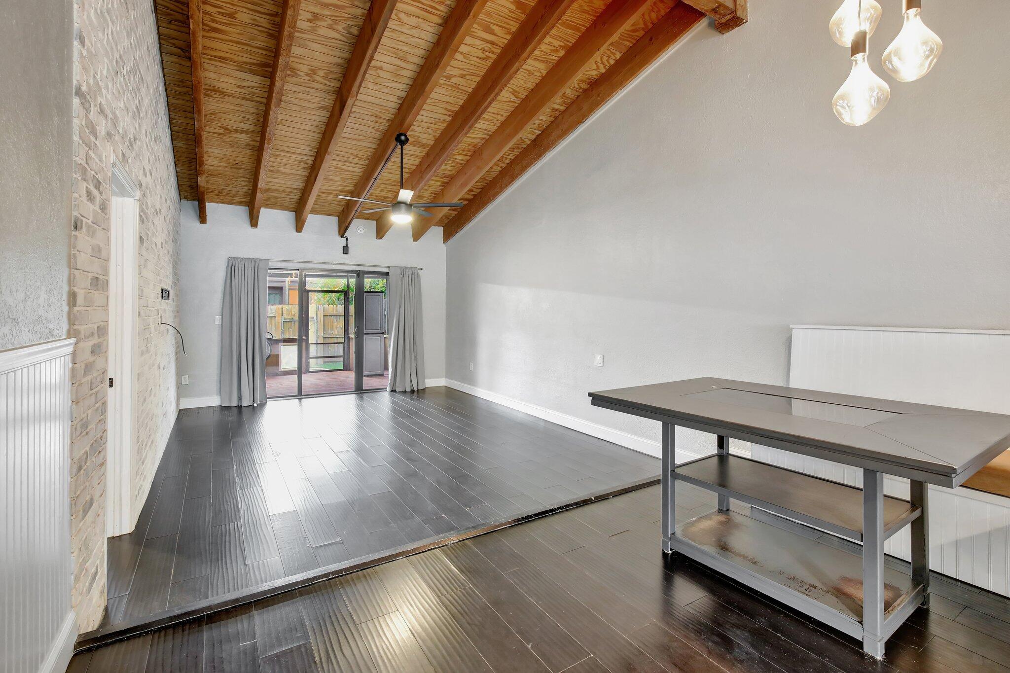 2310 Dogwood Court