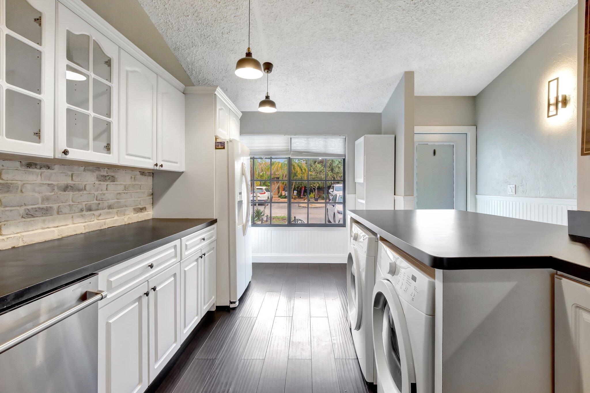 2310 Dogwood Court