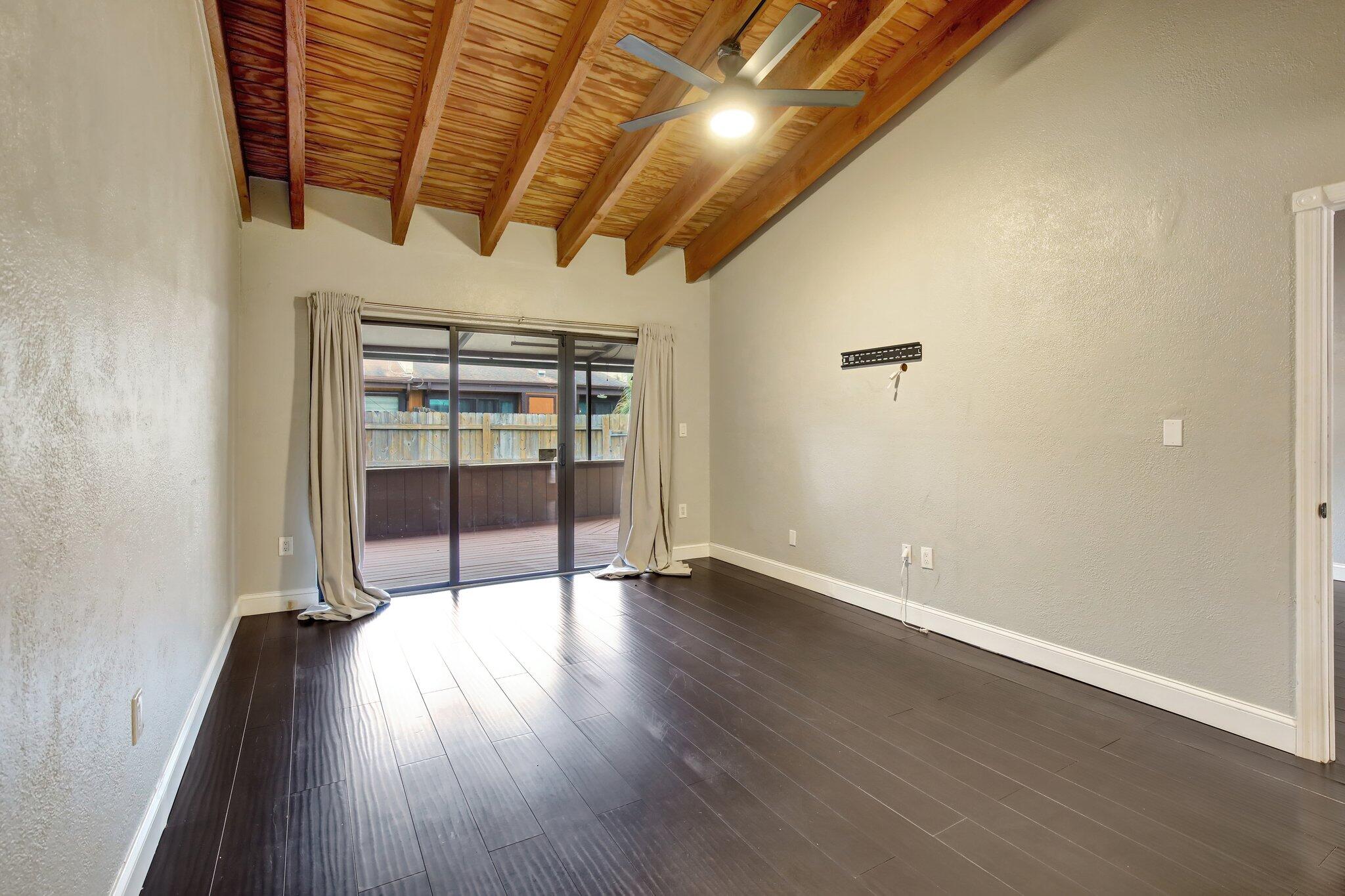 2310 Dogwood Court