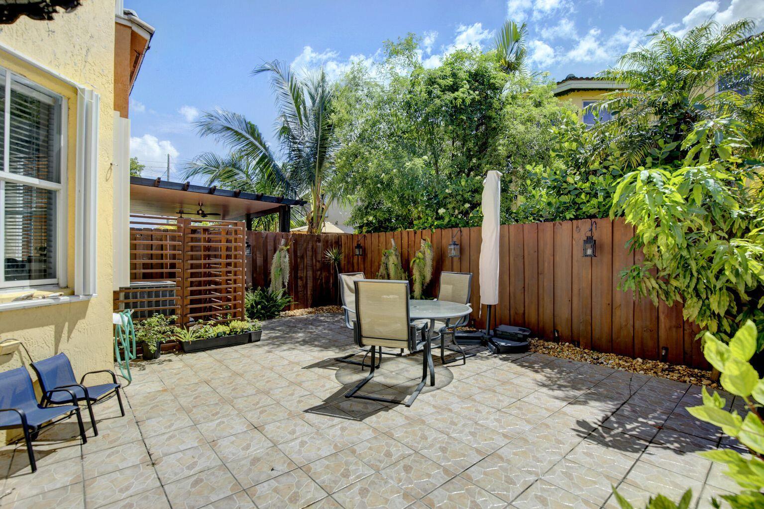 4873 NW 107th Path