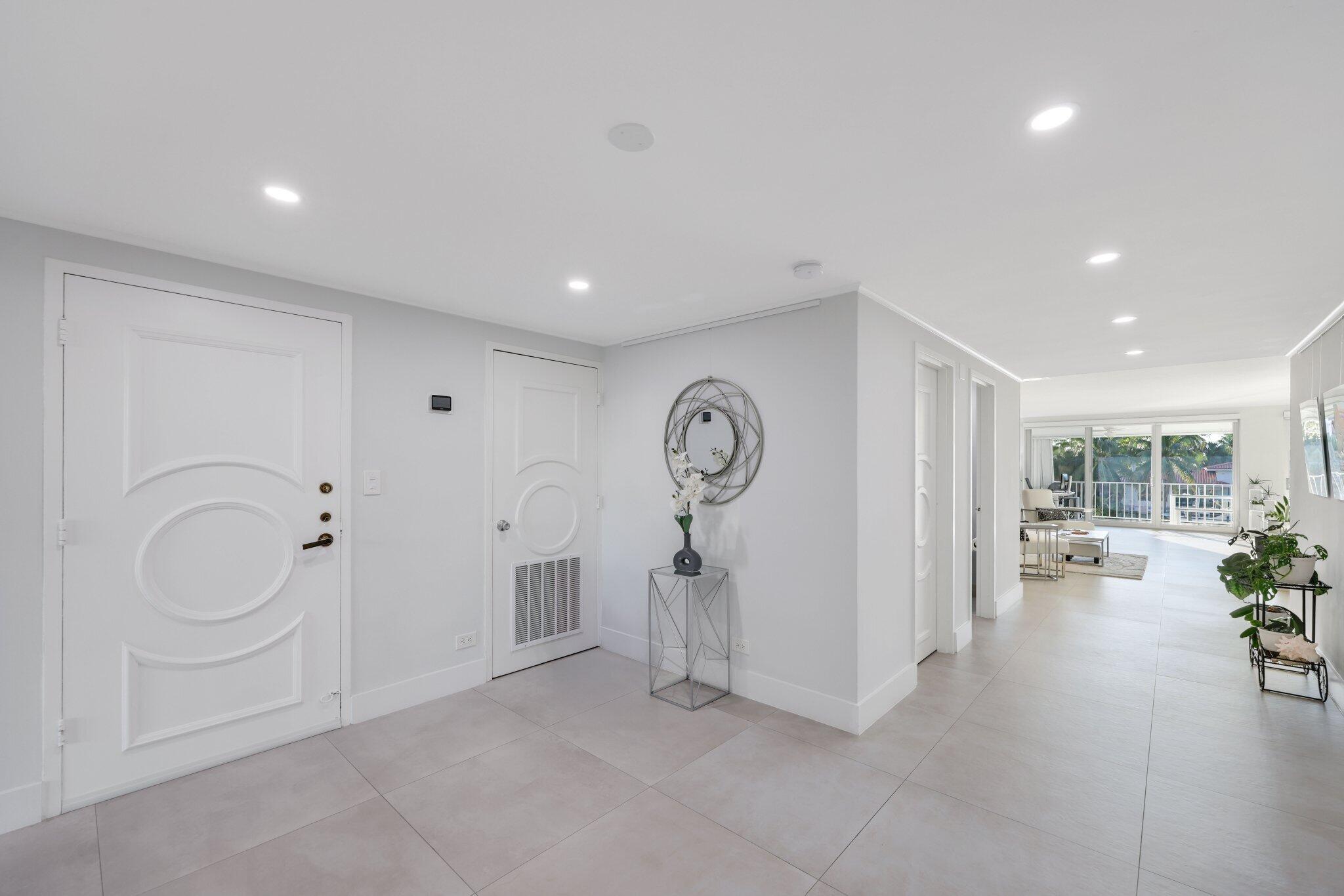 10180 W Bay Harbor Drive 2c