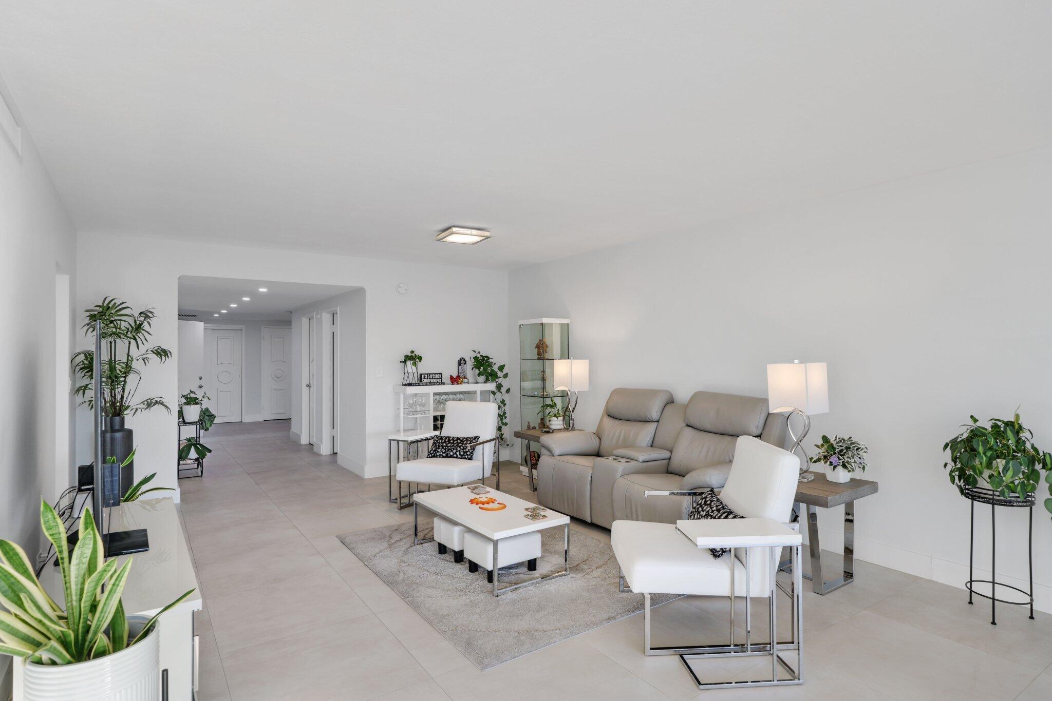 10180 W Bay Harbor Drive 2c