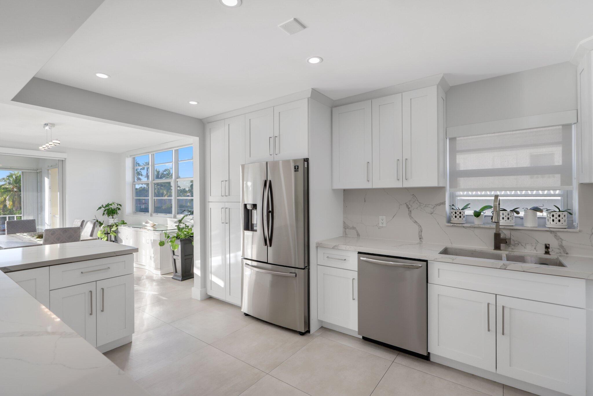 10180 W Bay Harbor Drive 2c