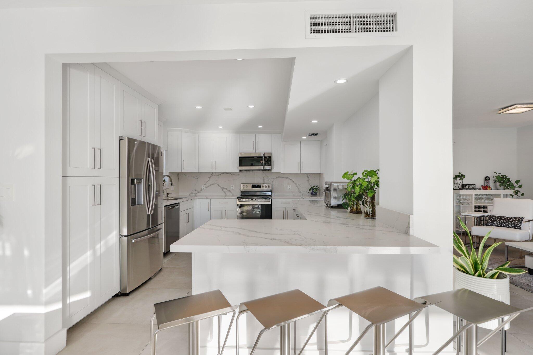 10180 W Bay Harbor Drive 2c