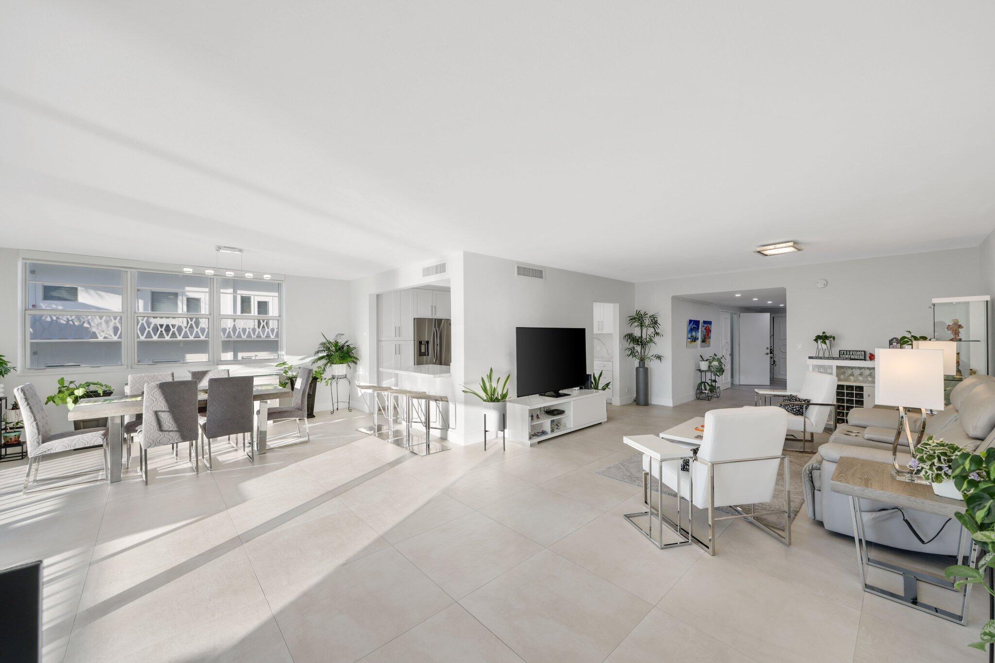 10180 W Bay Harbor Drive 2c