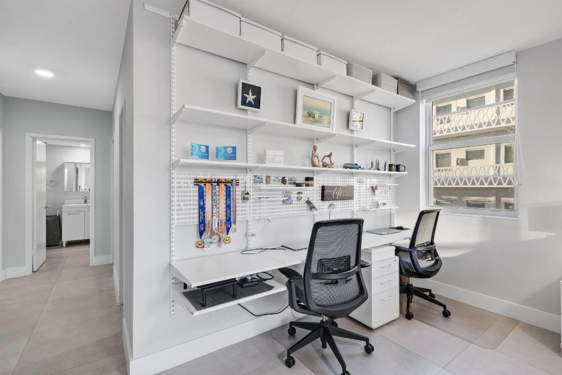 10180 W Bay Harbor Drive 2c