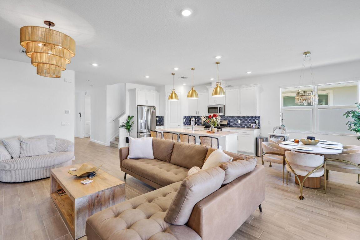 1541 Wandering Willow Way