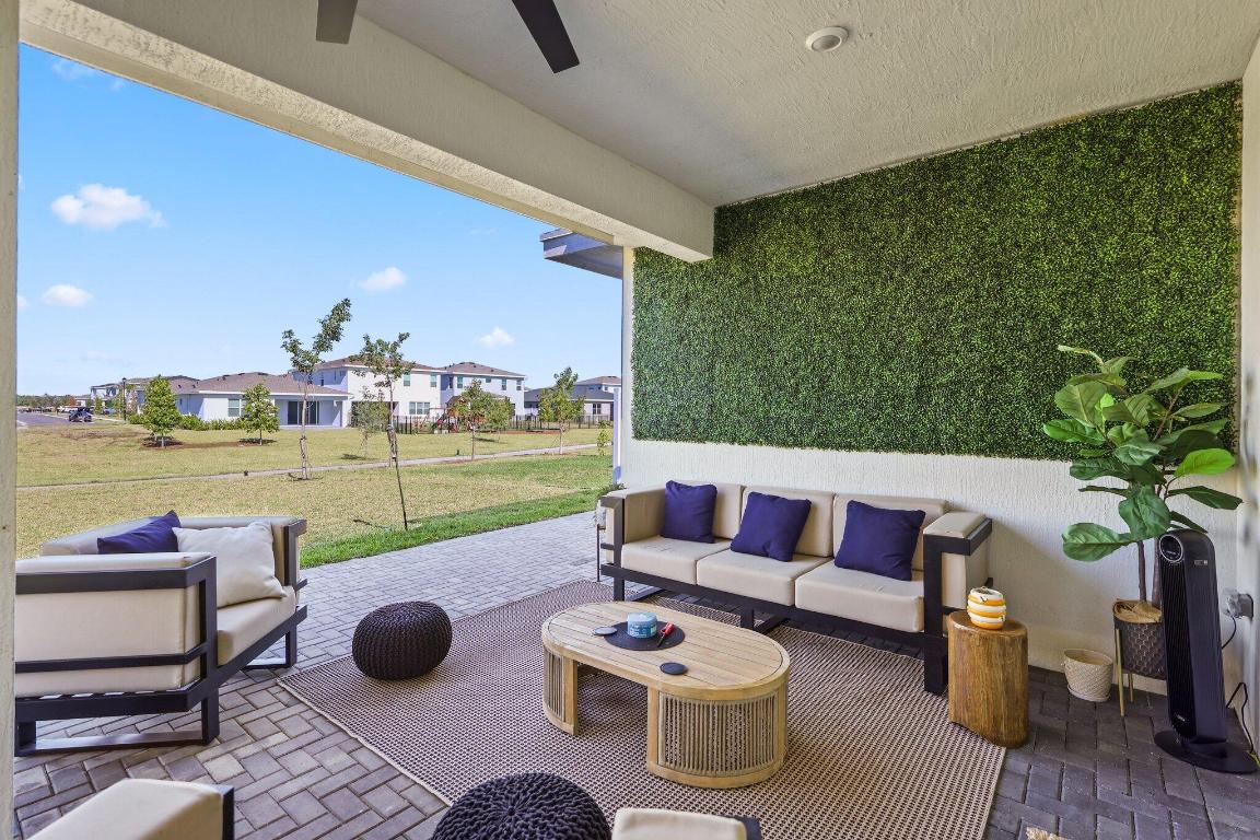 1541 Wandering Willow Way