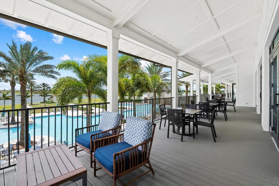 1541 Wandering Willow Way