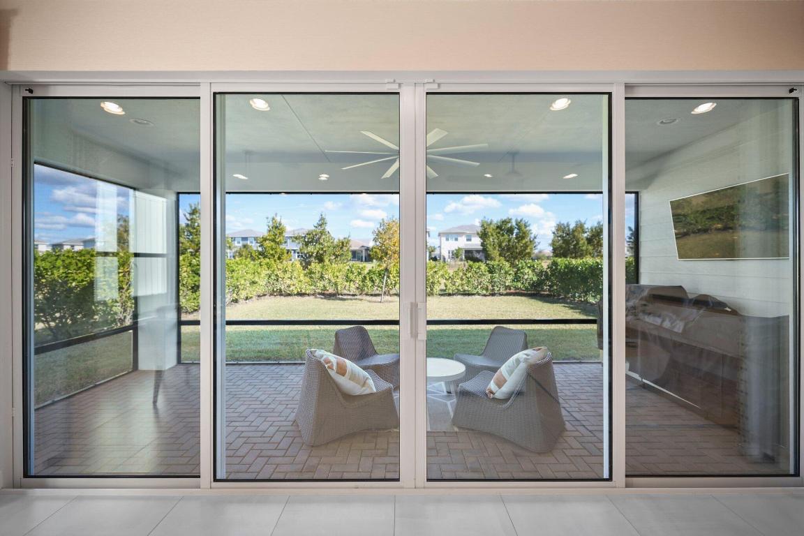 19545 Broad Shore Walk, Loxahatchee