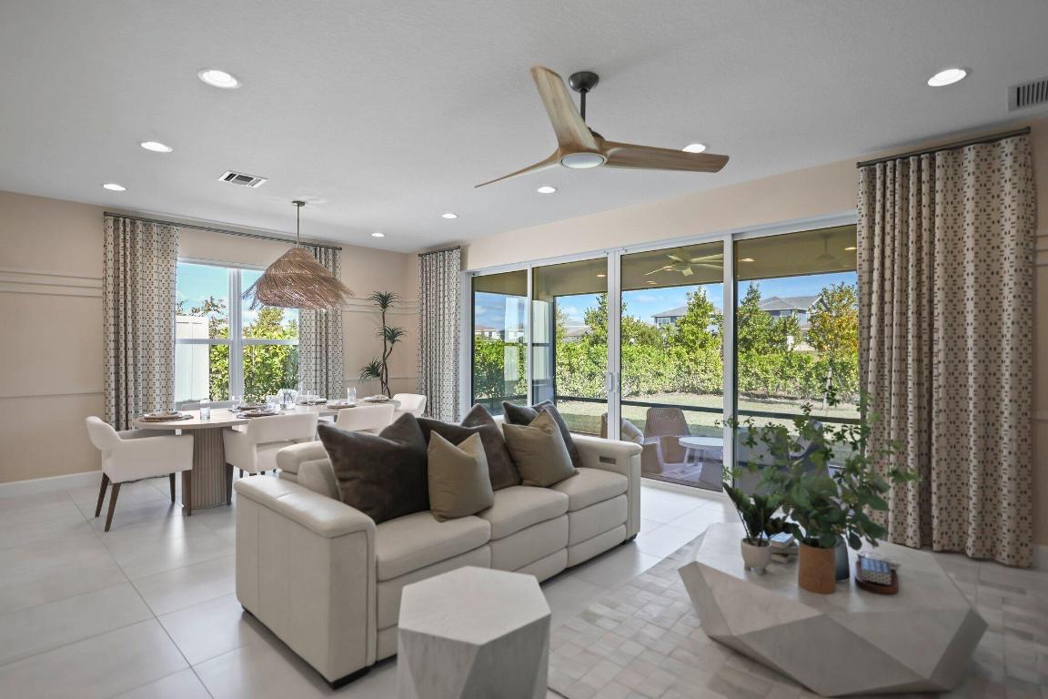 19545 Broad Shore Walk, Loxahatchee