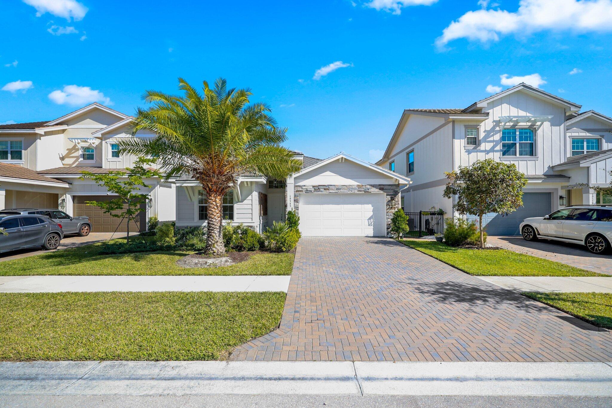 19545 Broad Shore Walk, Loxahatchee