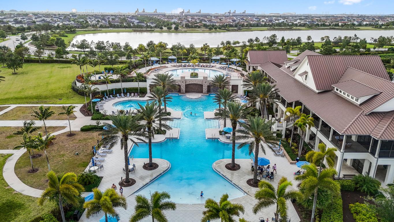 19545 Broad Shore Walk, Loxahatchee