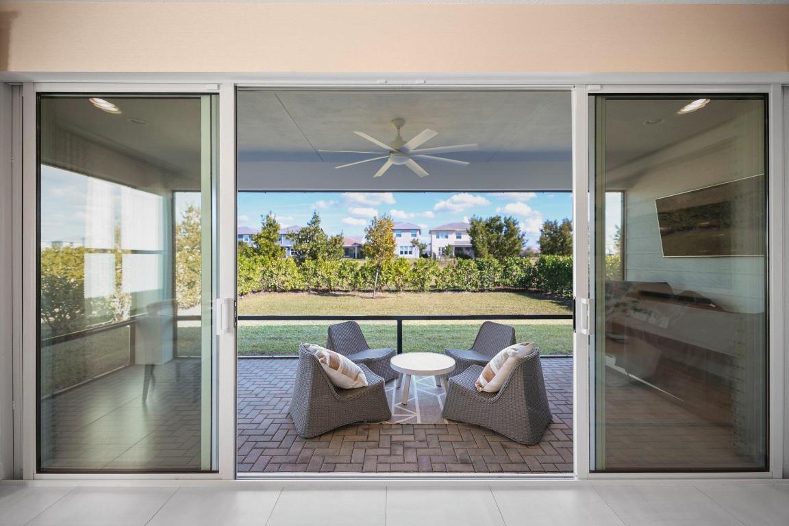 19545 Broad Shore Walk, Loxahatchee