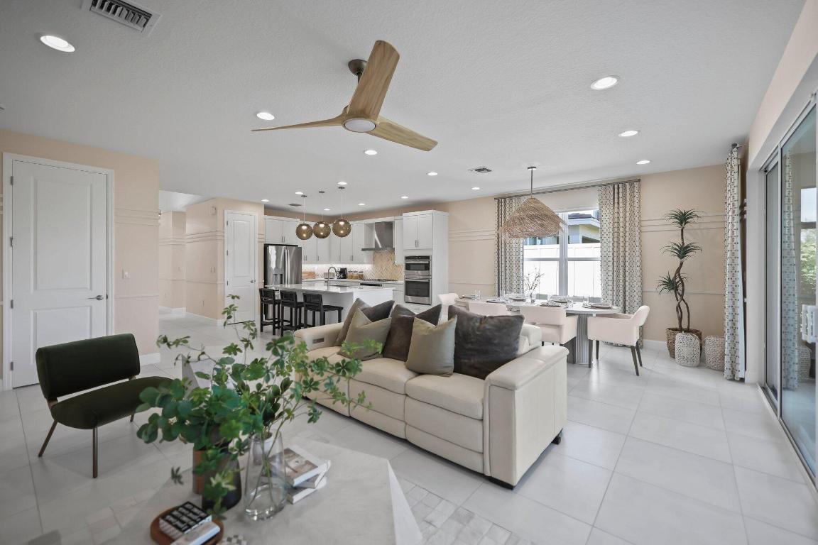 19545 Broad Shore Walk, Loxahatchee