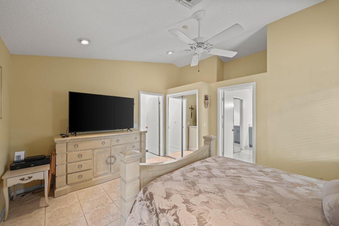 10678 Santa Laguna Drive, Boca Raton