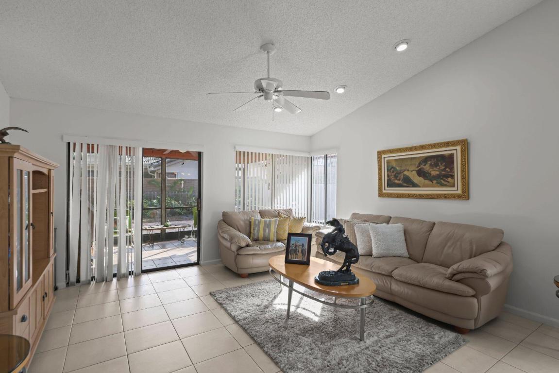 10678 Santa Laguna Drive, Boca Raton