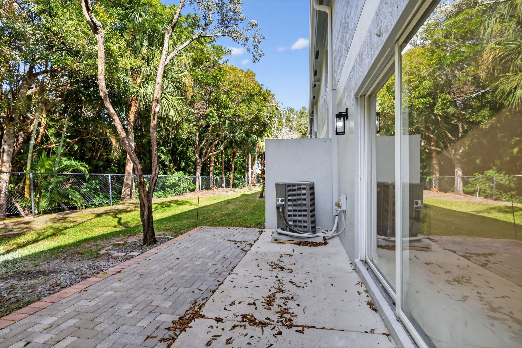 16218 Sierra Palms Drive