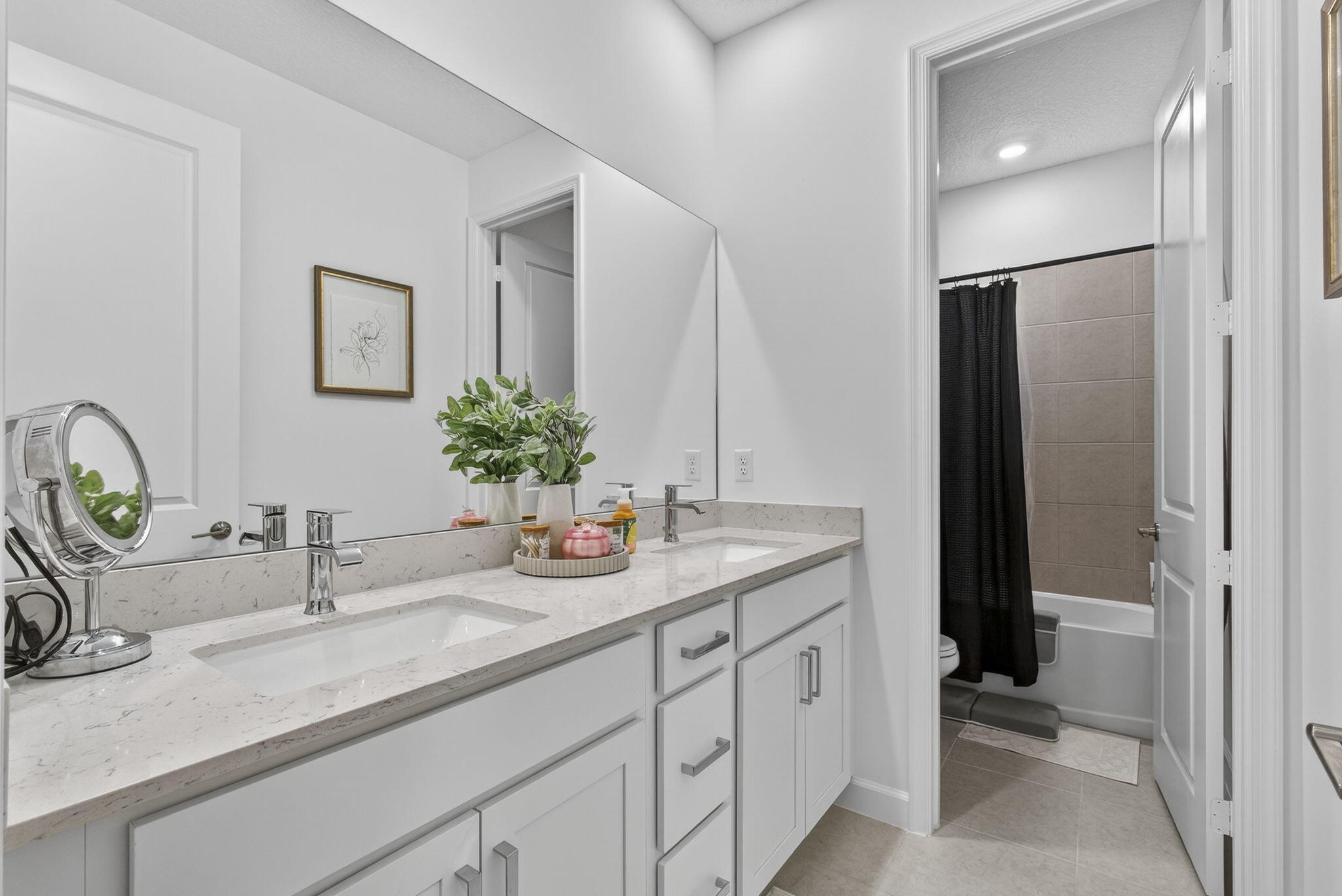 1543 Stockbridge Street