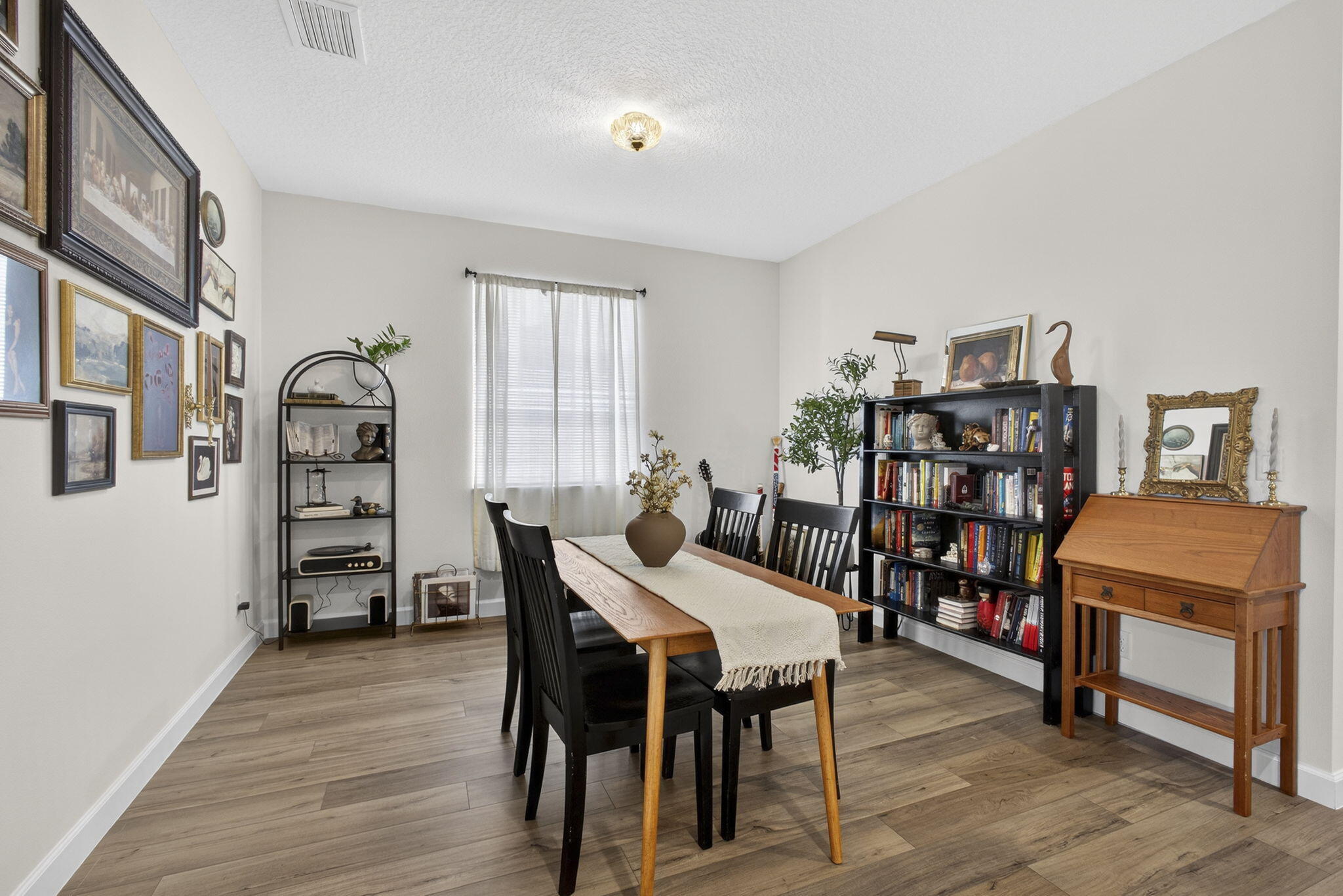 1543 Stockbridge Street