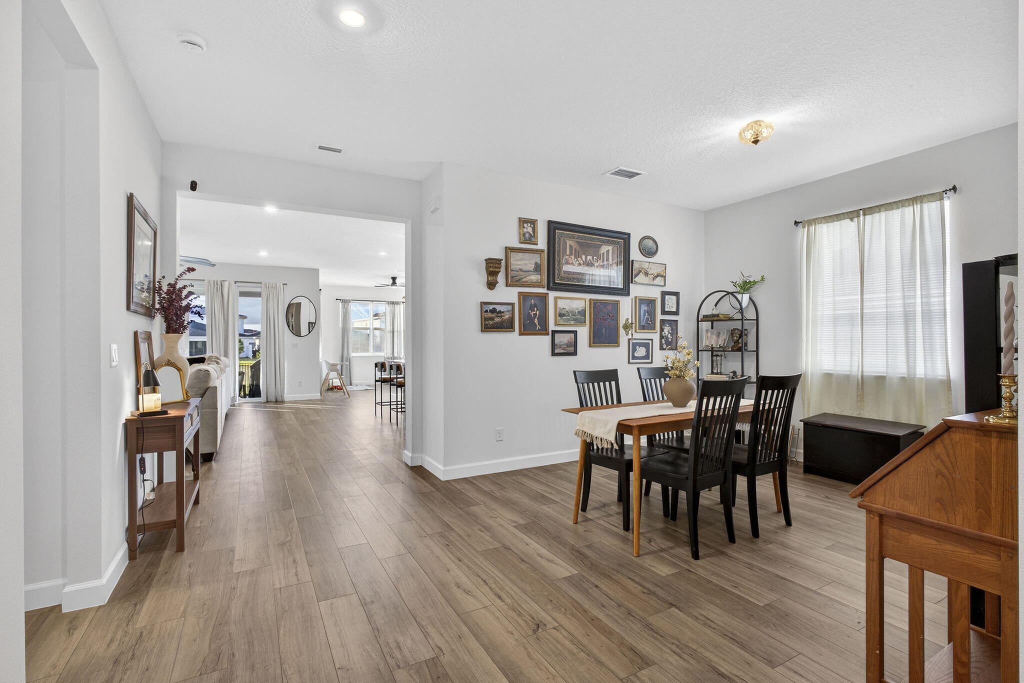 1543 Stockbridge Street