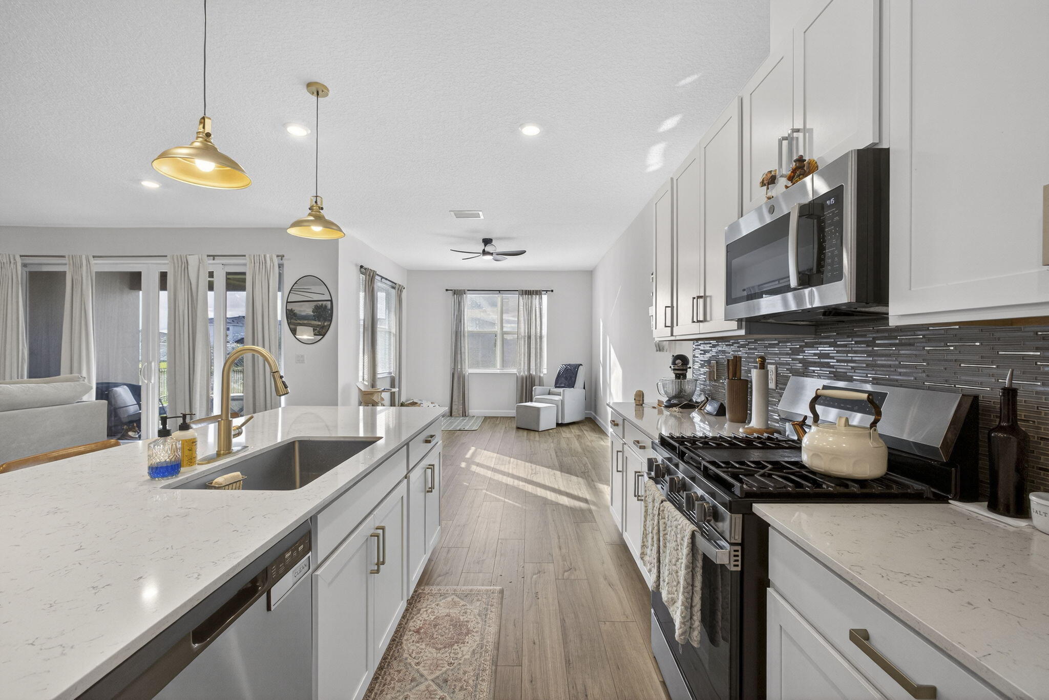 1543 Stockbridge Street