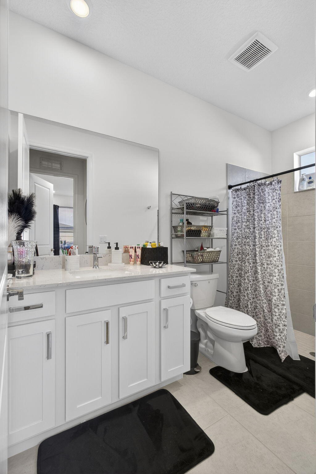 1543 Stockbridge Street