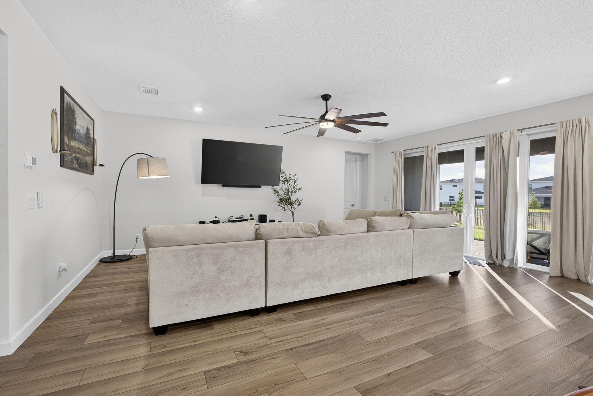 1543 Stockbridge Street