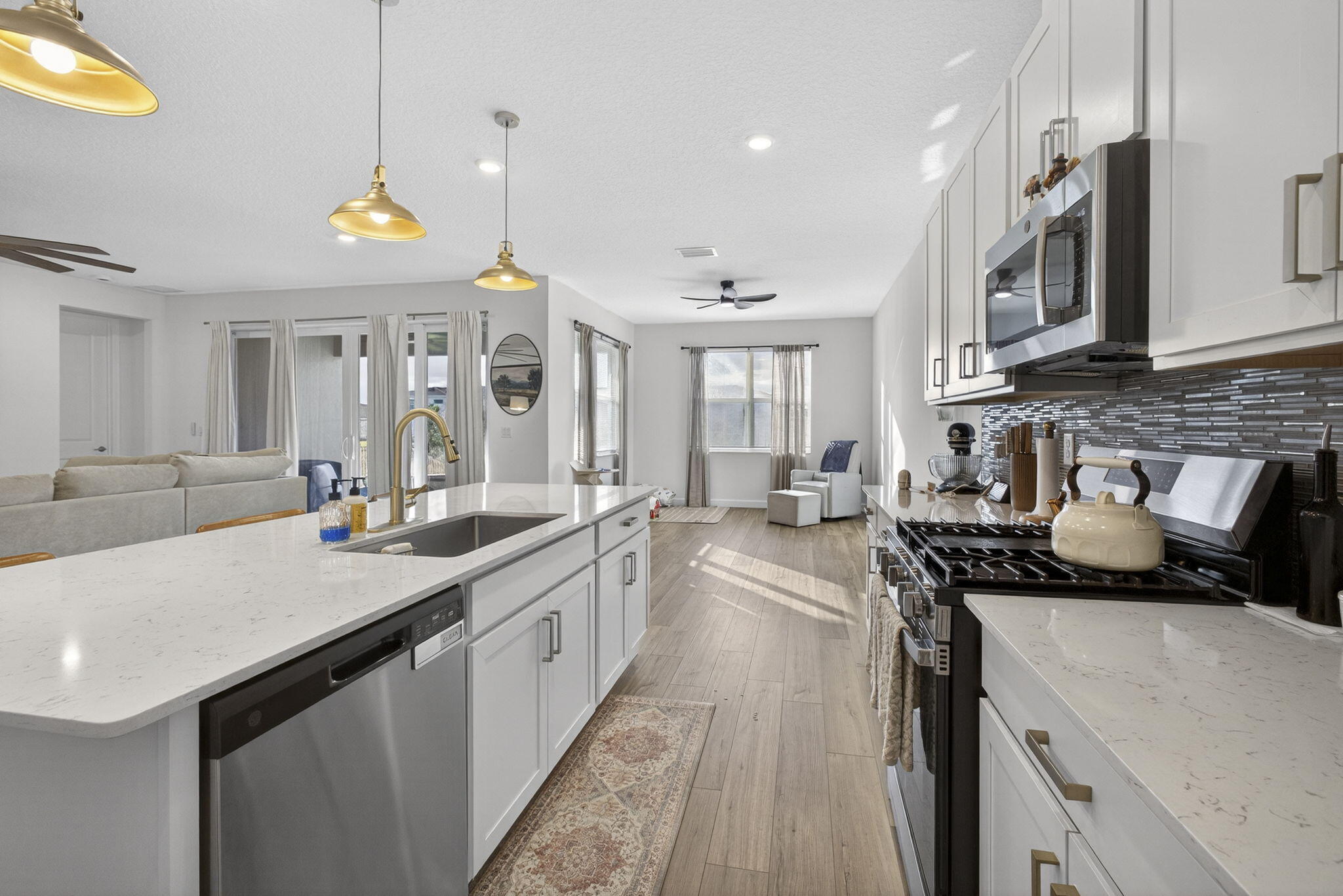 1543 Stockbridge Street