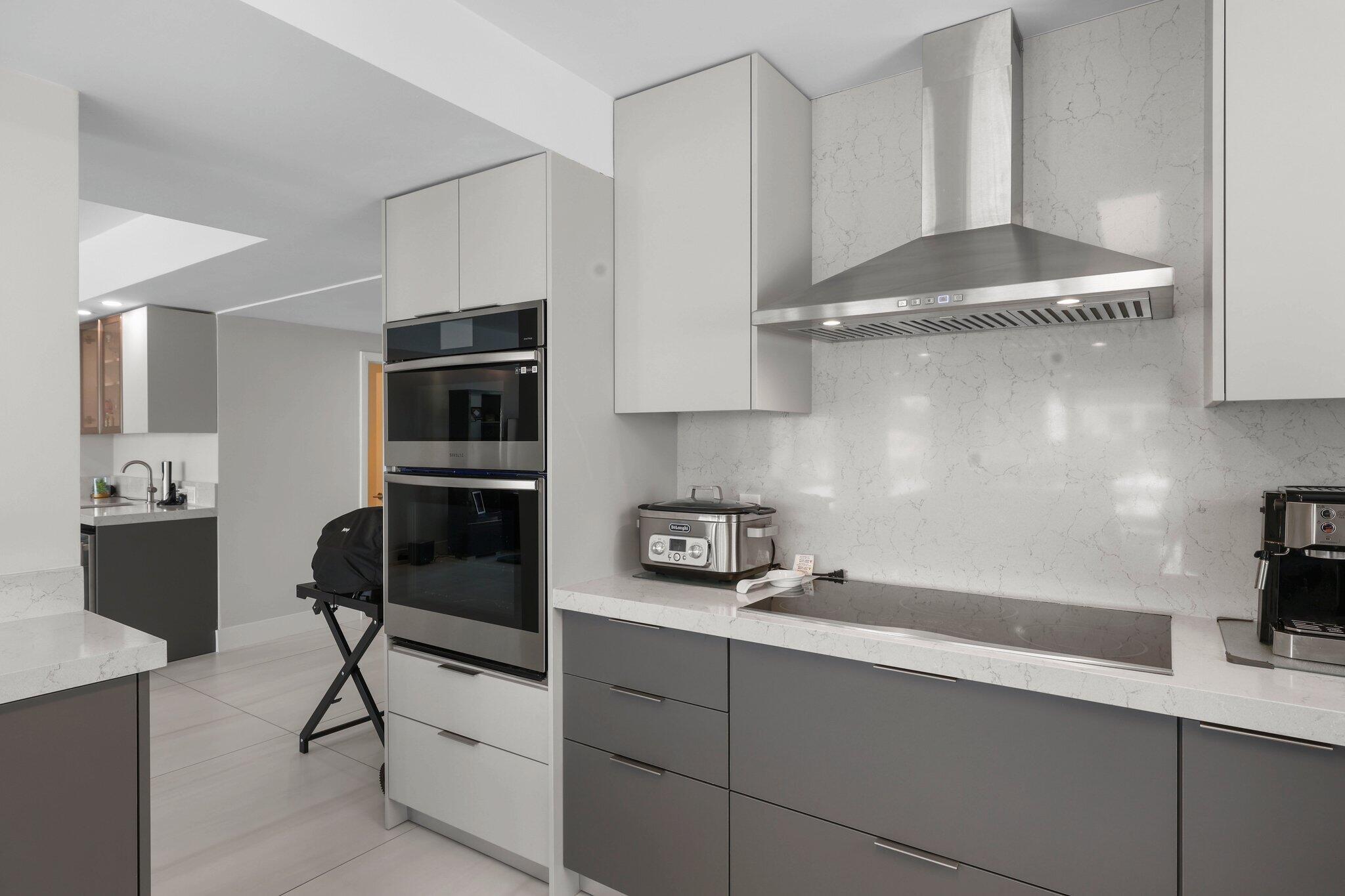 10180 W Bay Harbor Drive 2a