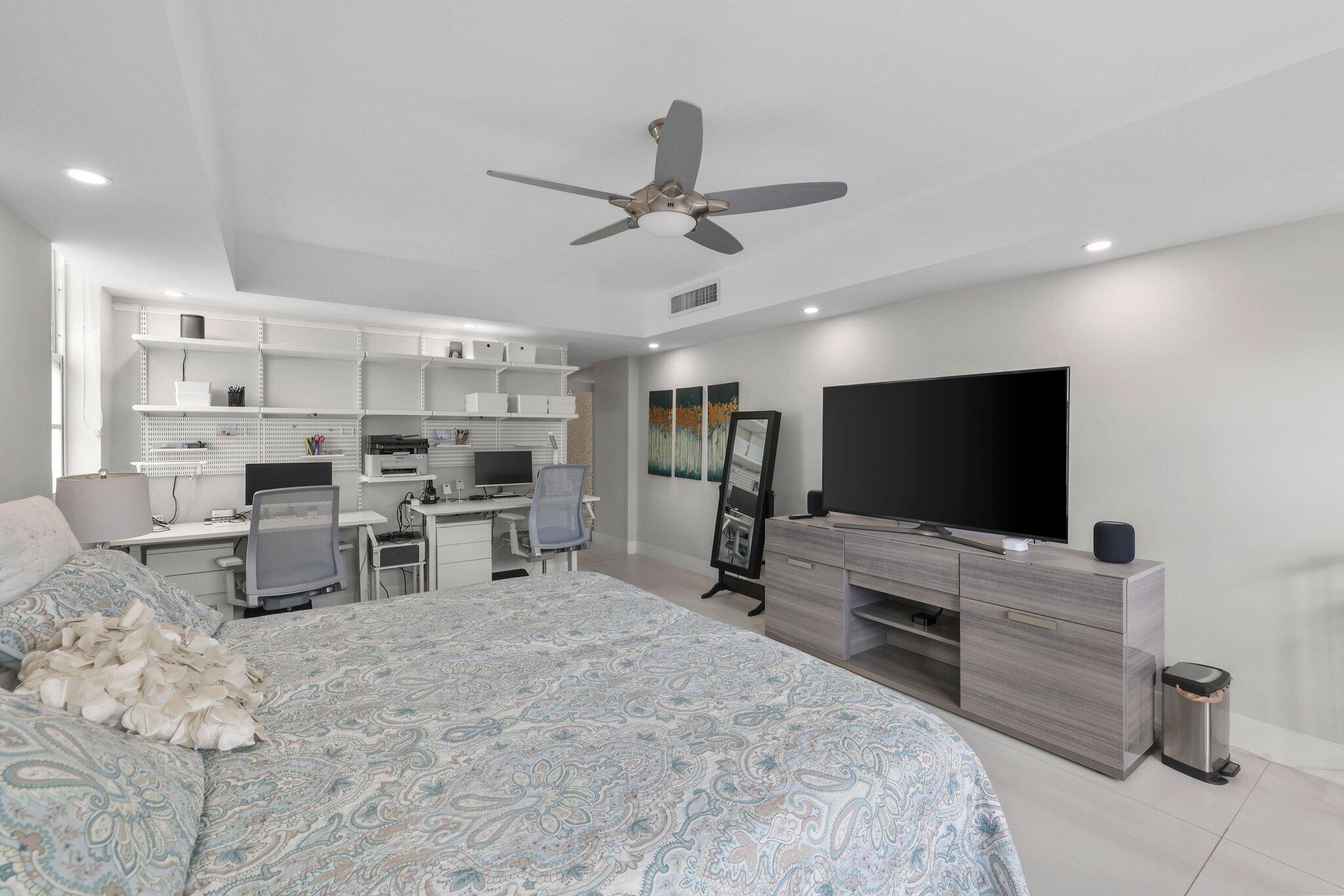 10180 W Bay Harbor Drive 2a