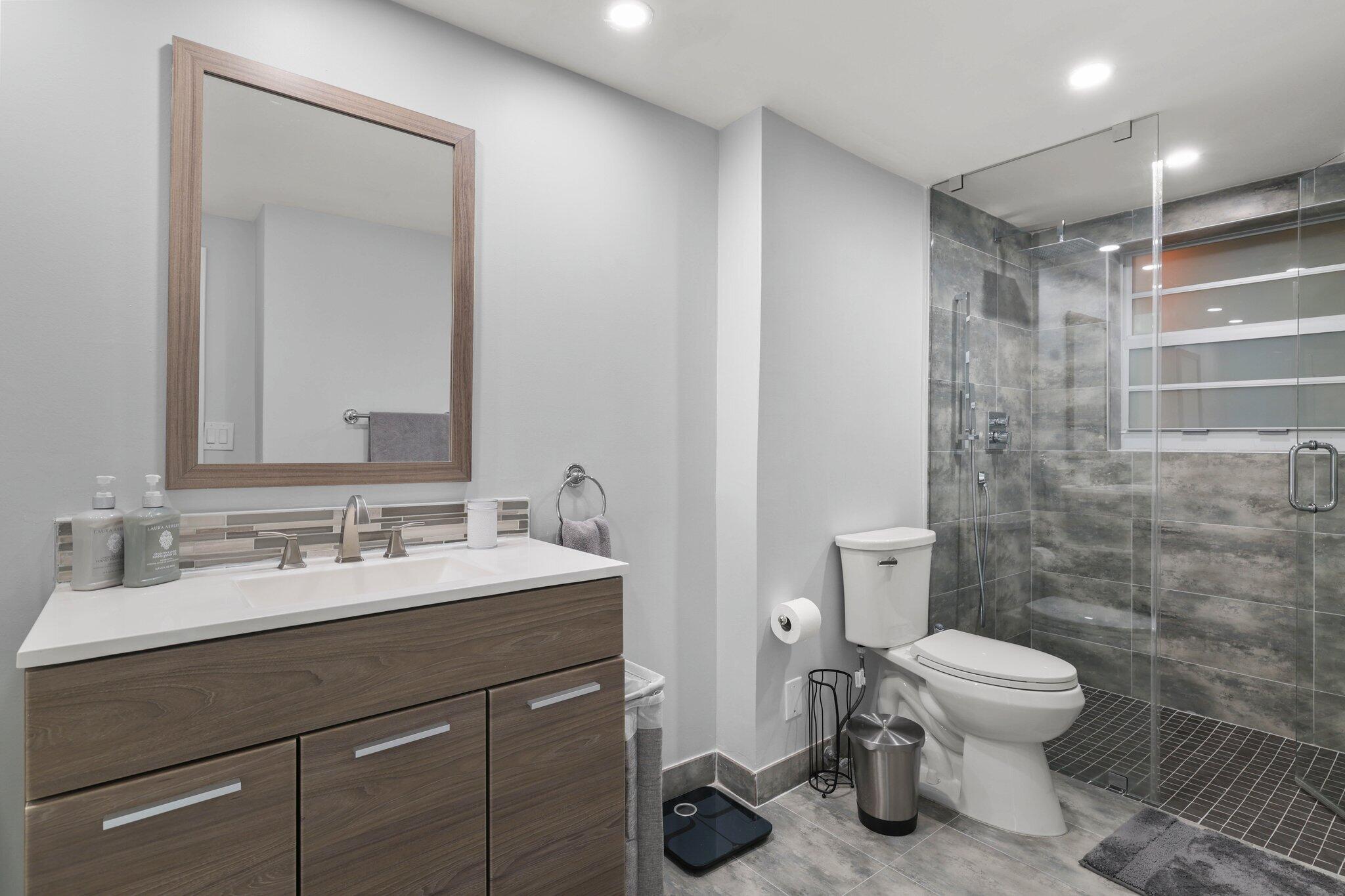 10180 W Bay Harbor Drive 2a