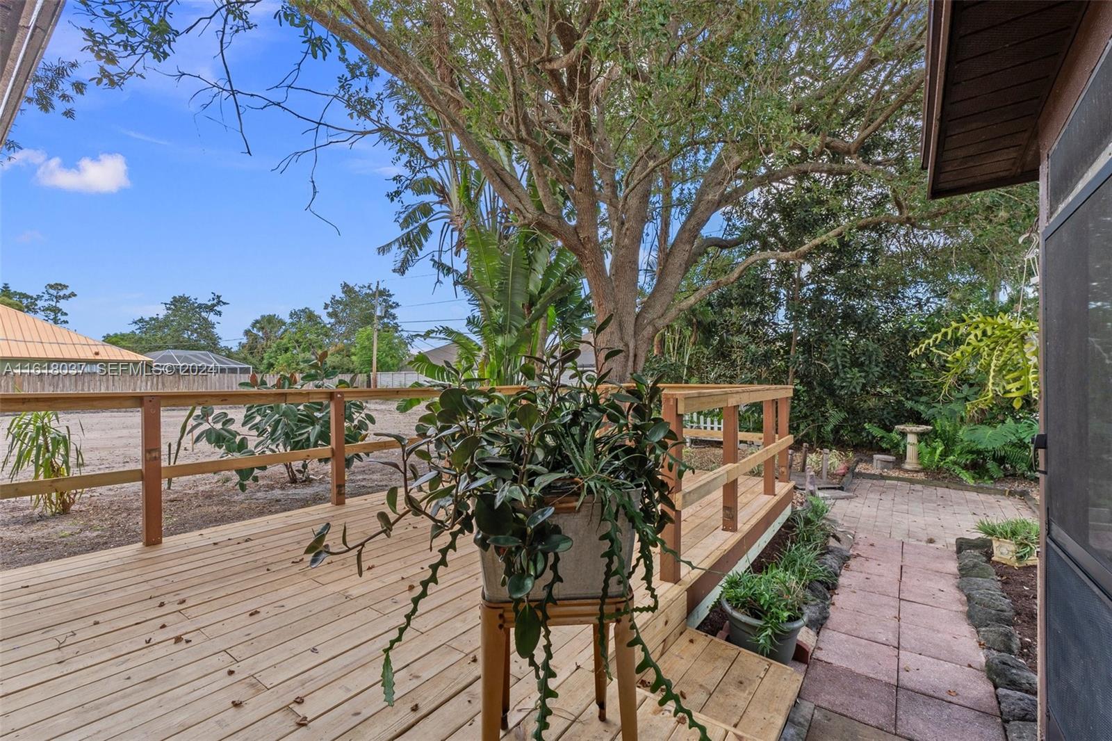 1518 SW Apache Avenue, Port St. Lucie
