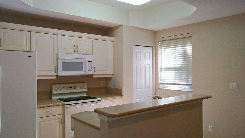 2931 Hope Valley Street 406