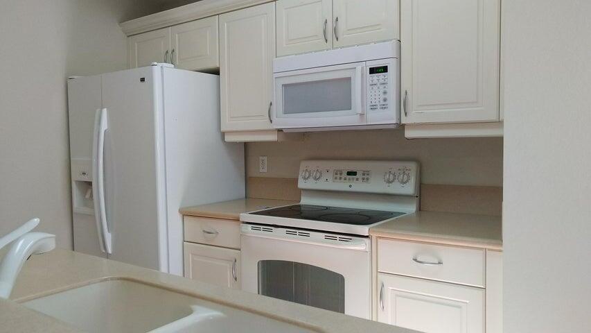 2931 Hope Valley Street 406