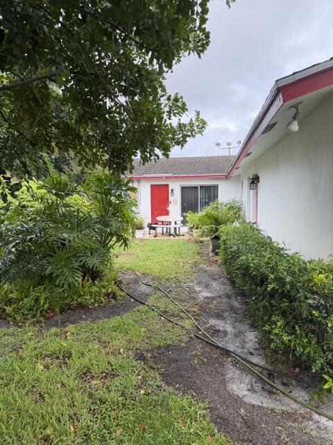 1556 W 35th Street