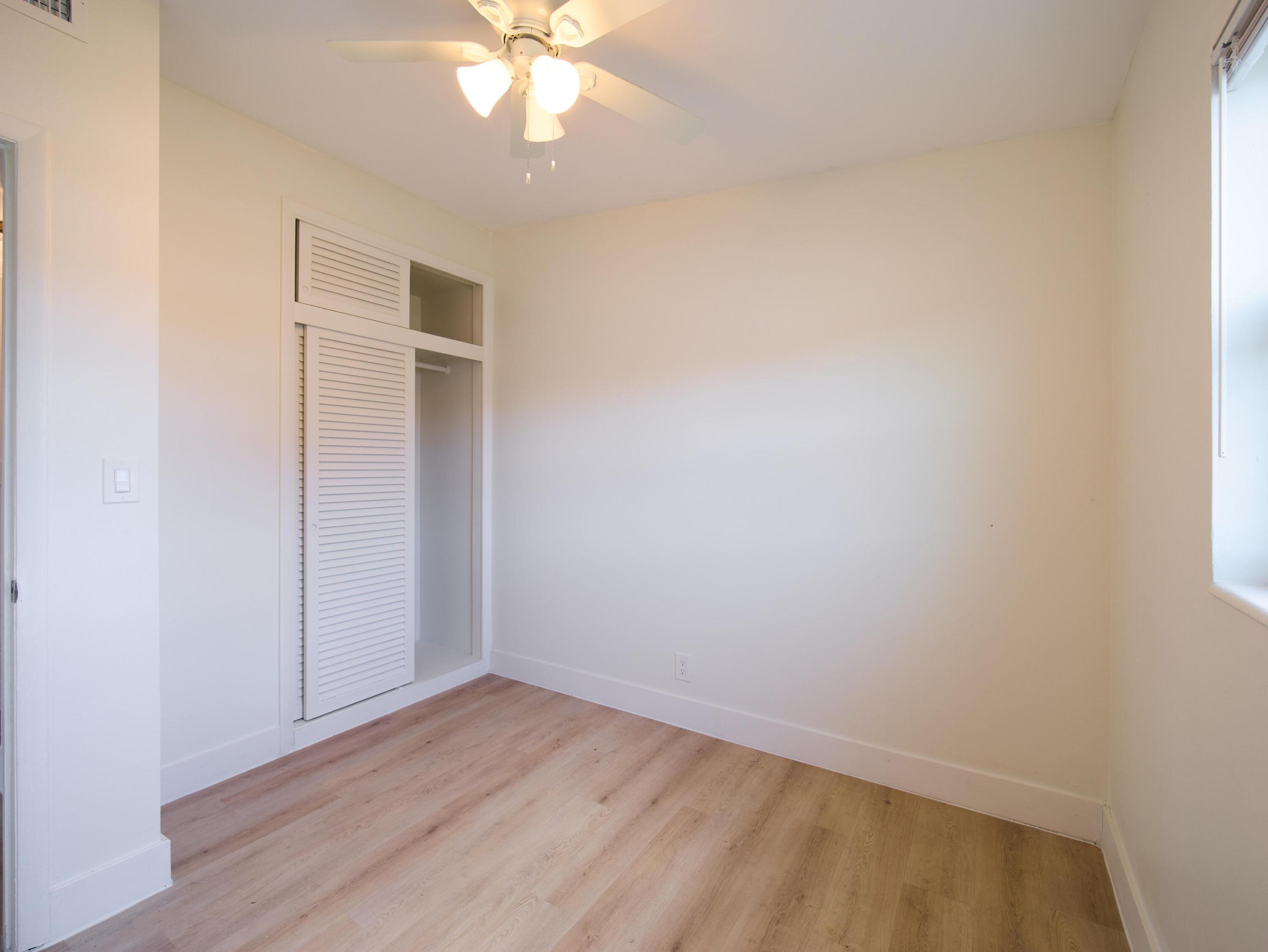 3686 Gull Road, Cabana Colony