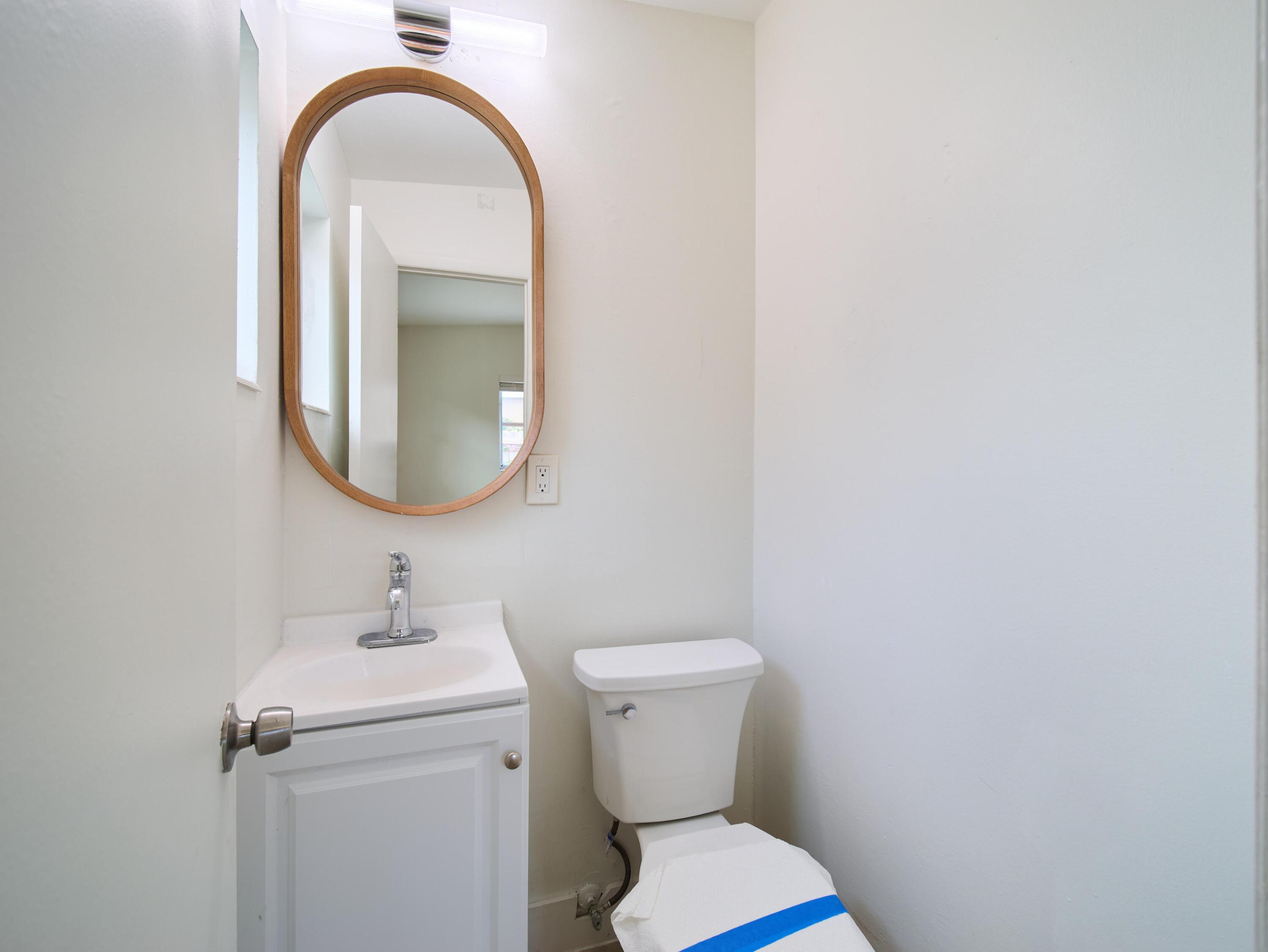 3686 Gull Road, Cabana Colony