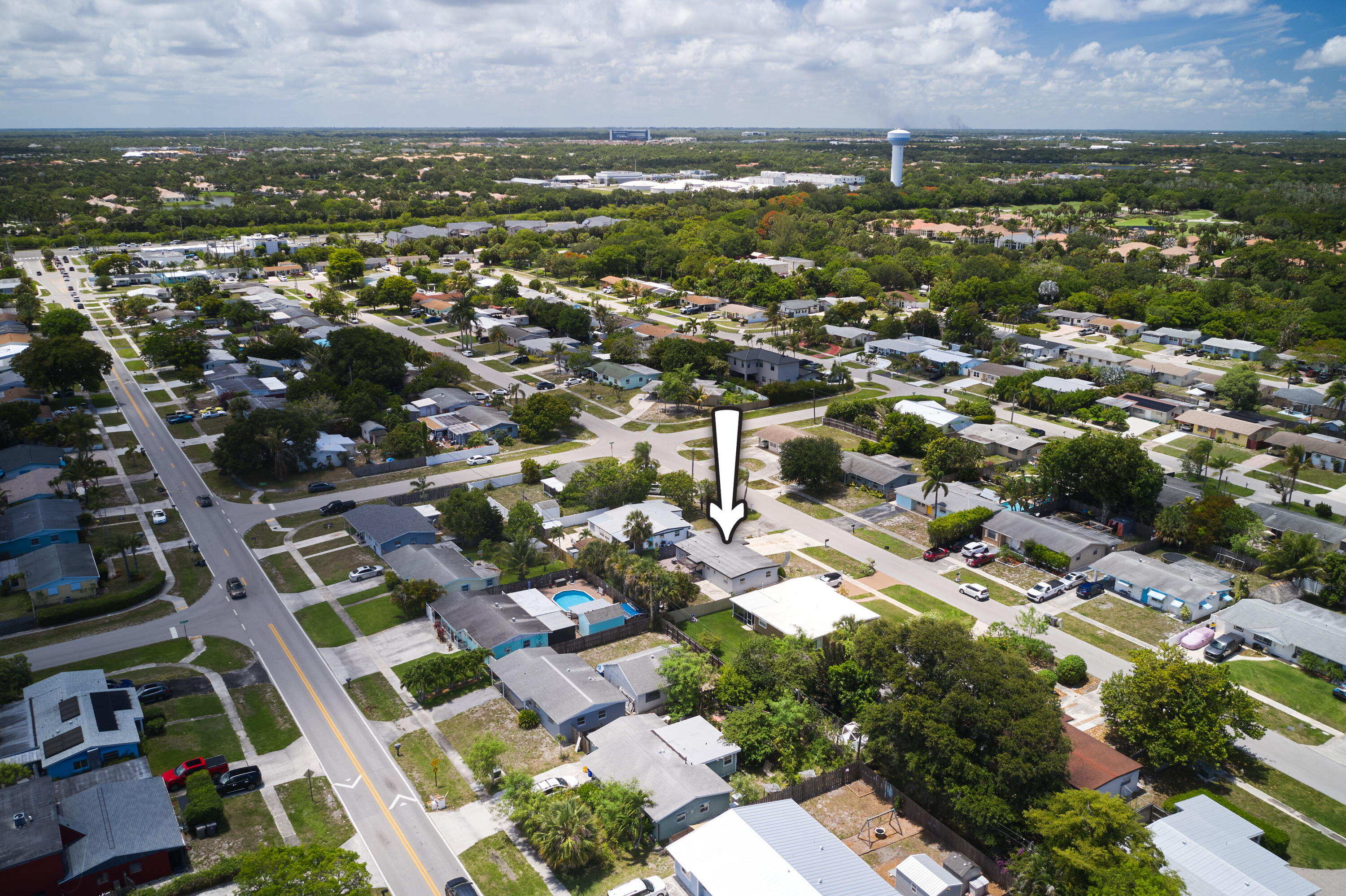 3686 Gull Road, Cabana Colony