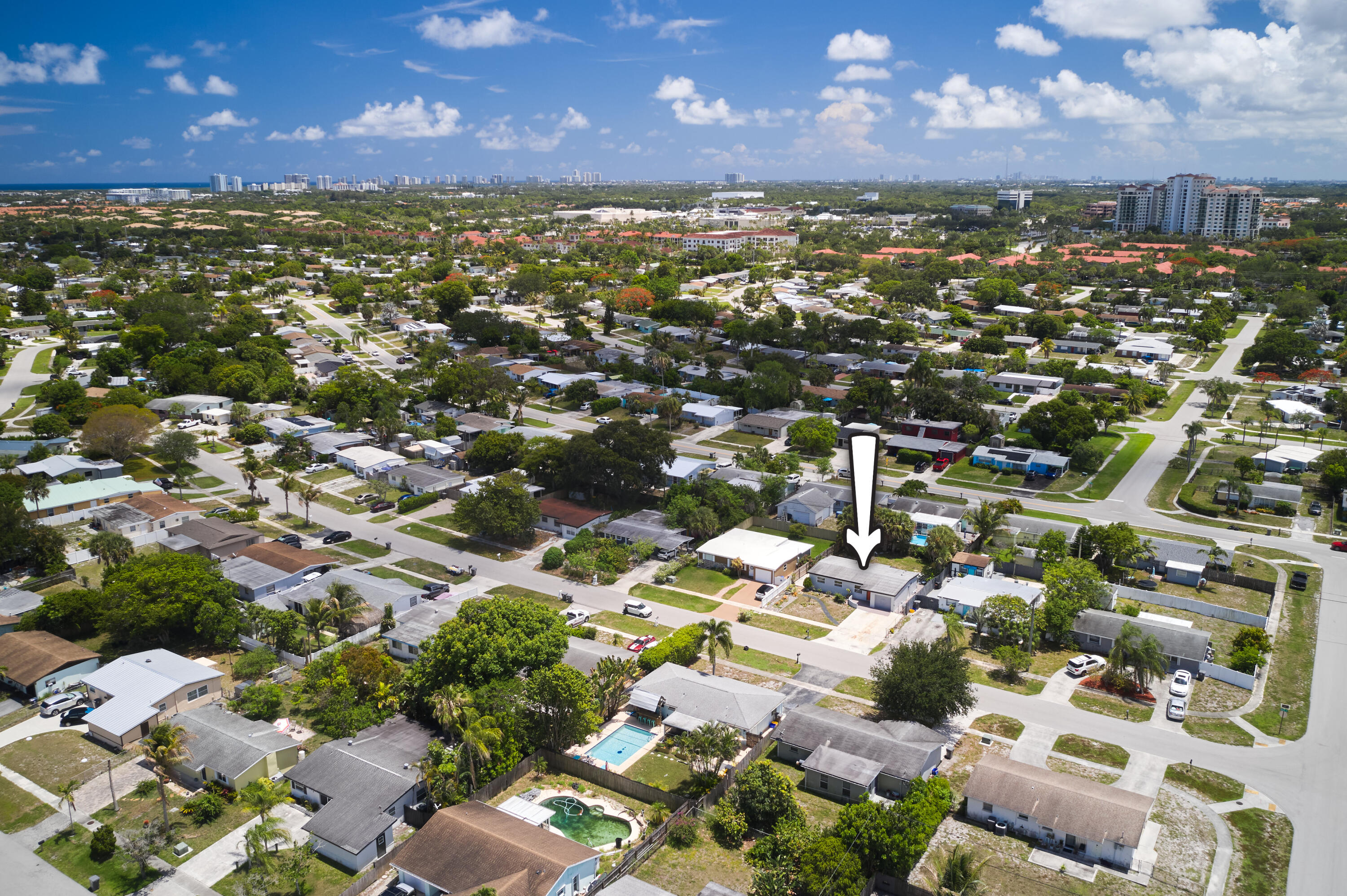 3686 Gull Road, Cabana Colony