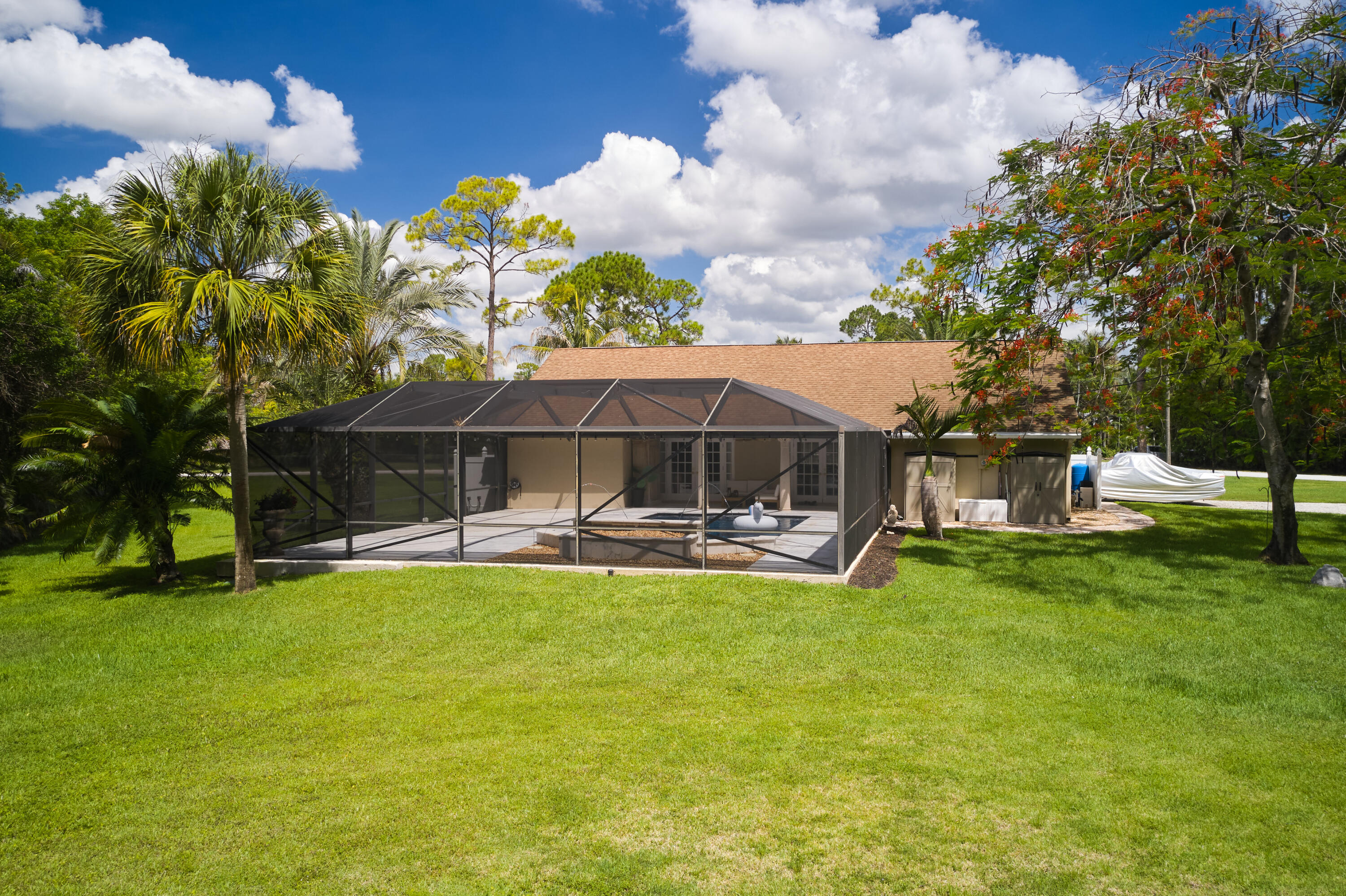 8066 Grapeview Boulevard