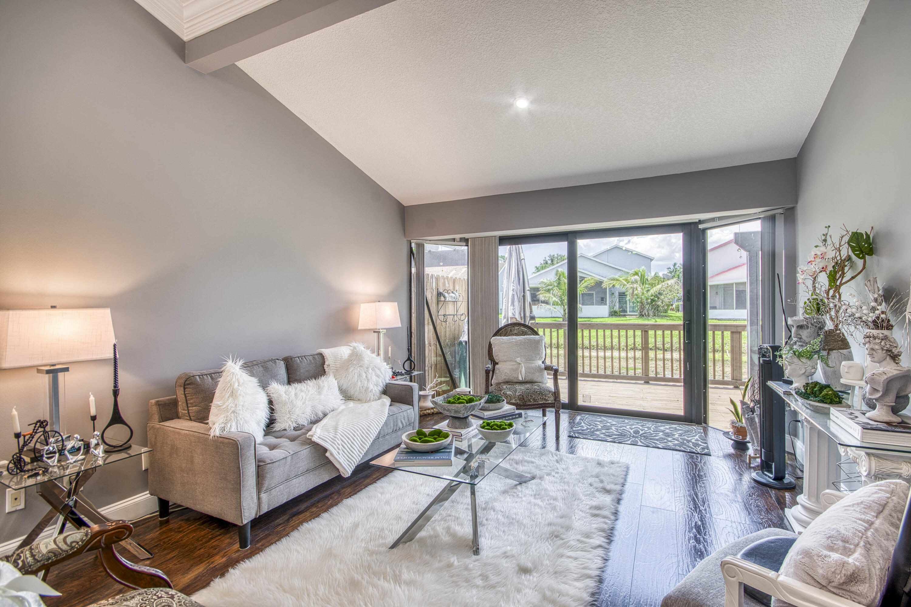109 Landings Boulevard