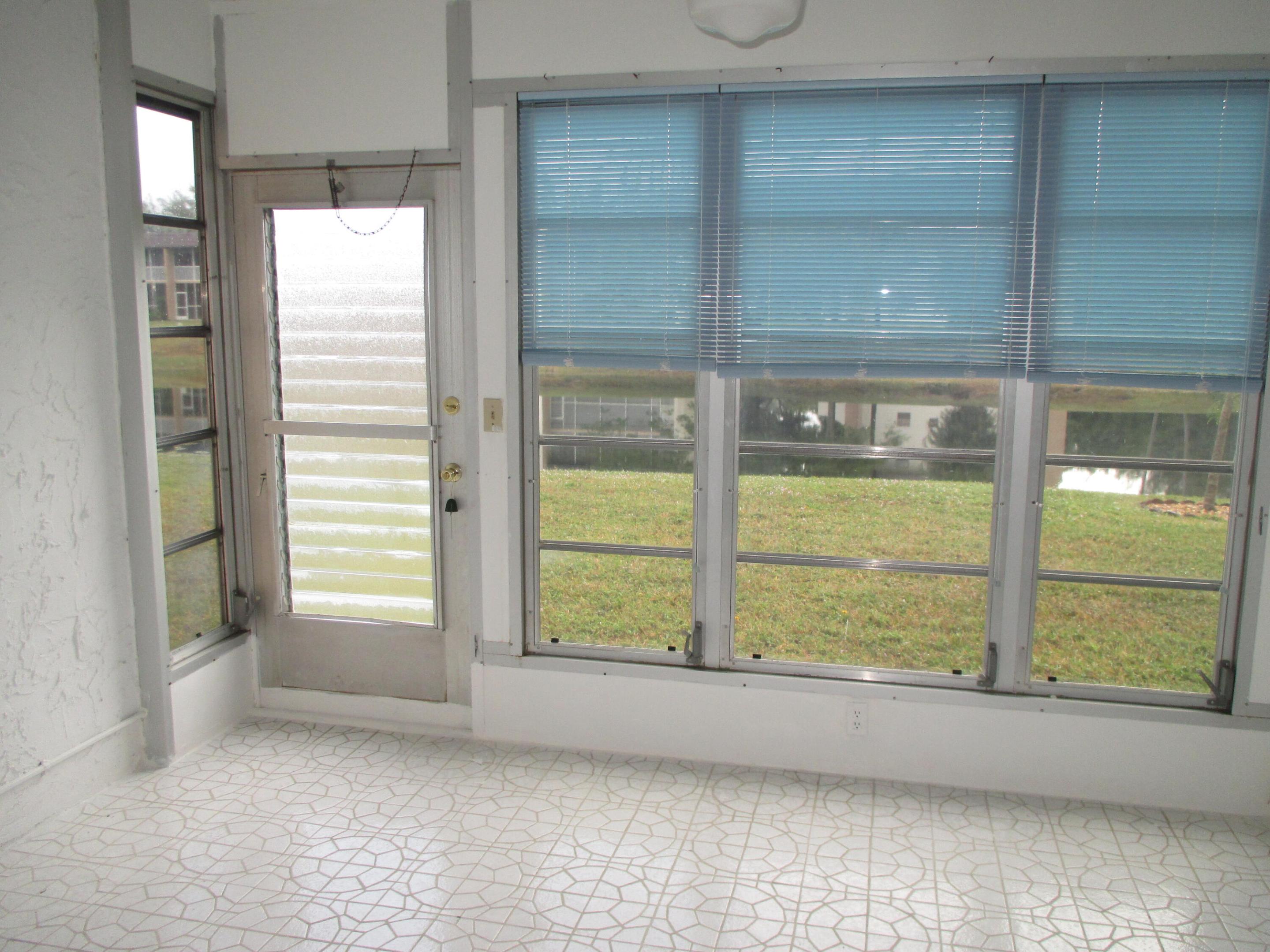 206 Lake Meryl Drive