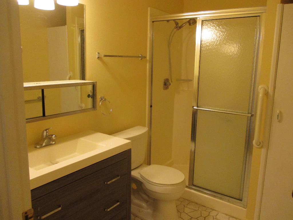 206 Lake Meryl Drive