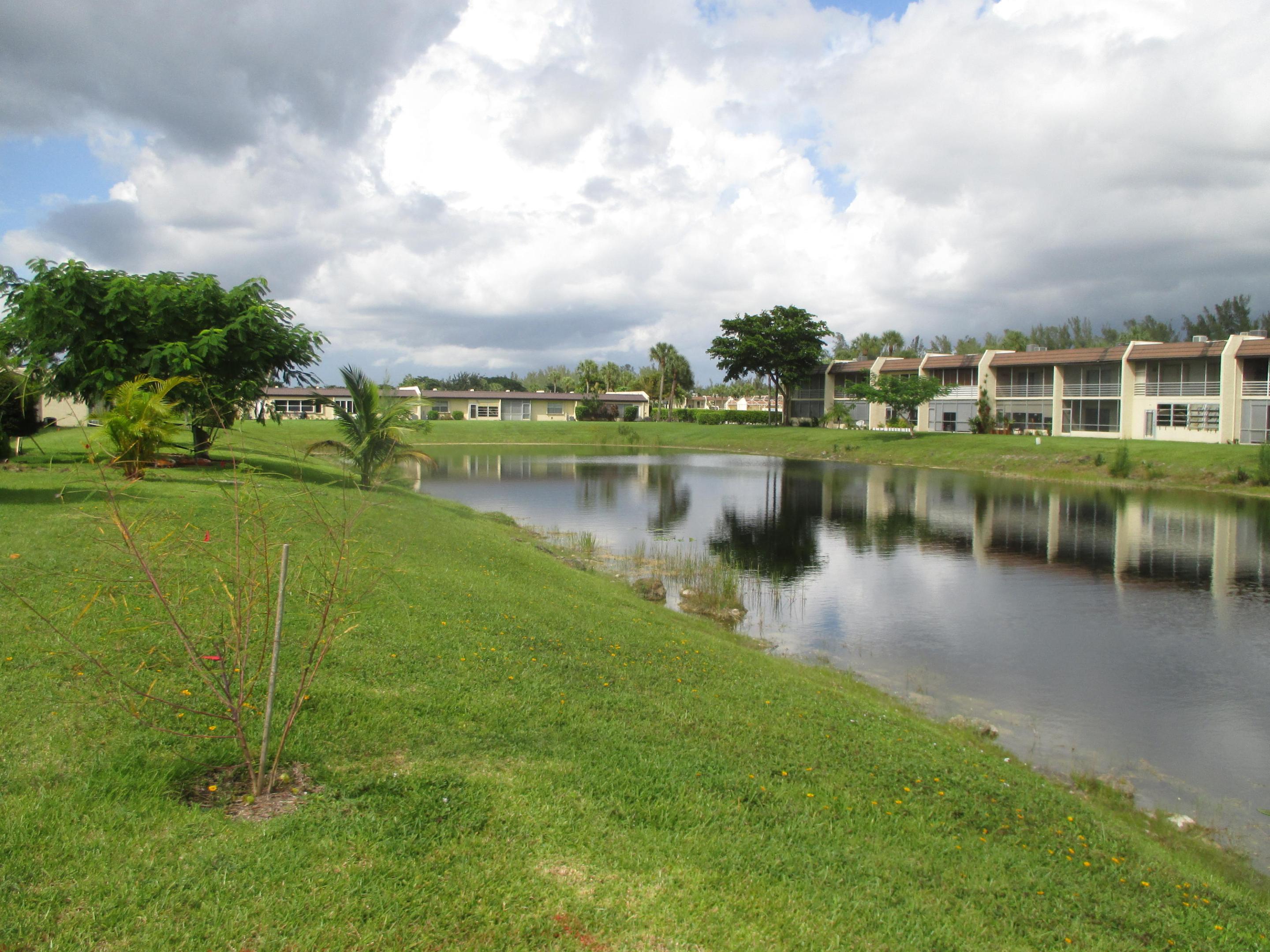 206 Lake Meryl Drive