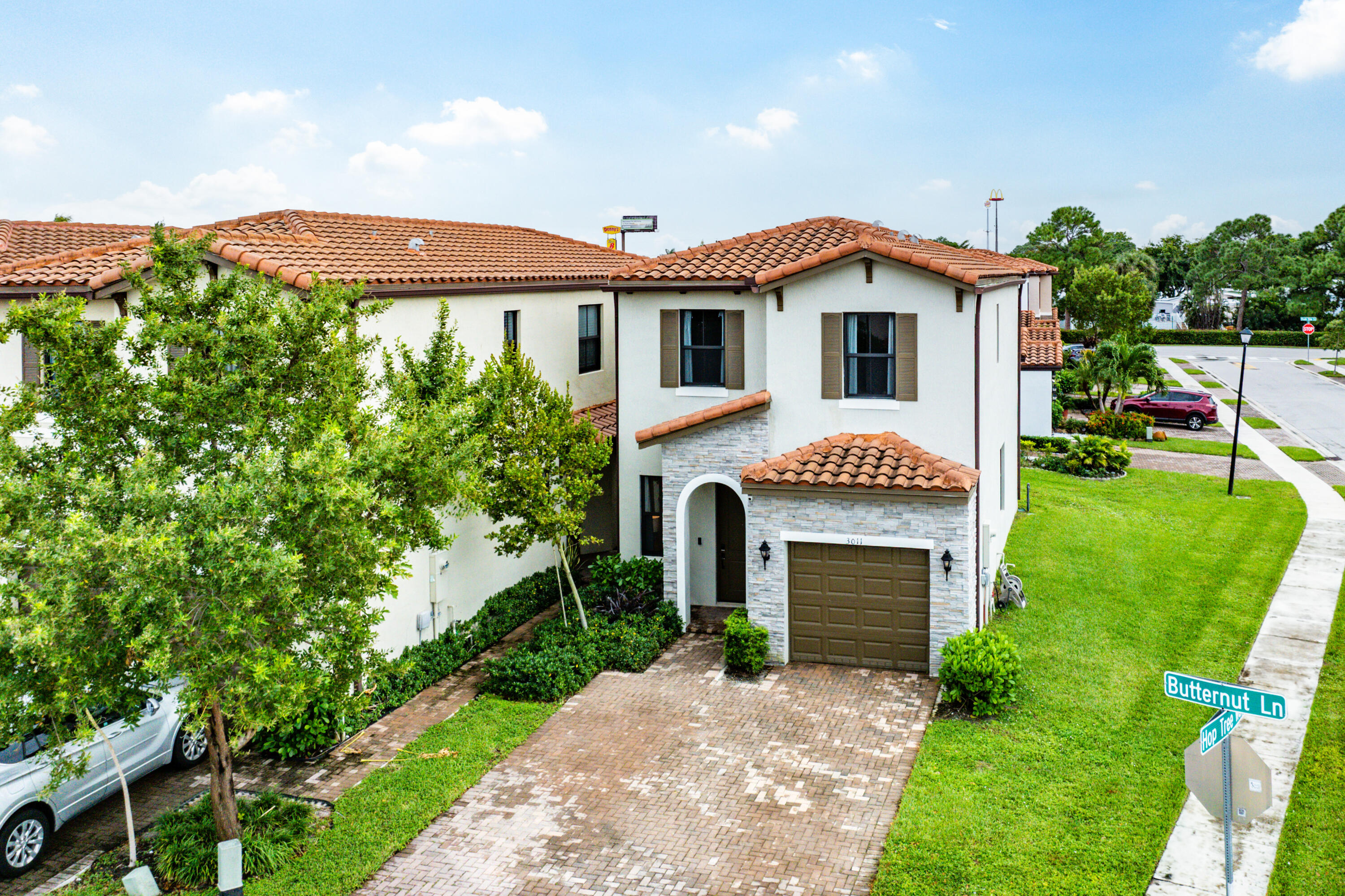 3011 Butternut Lane