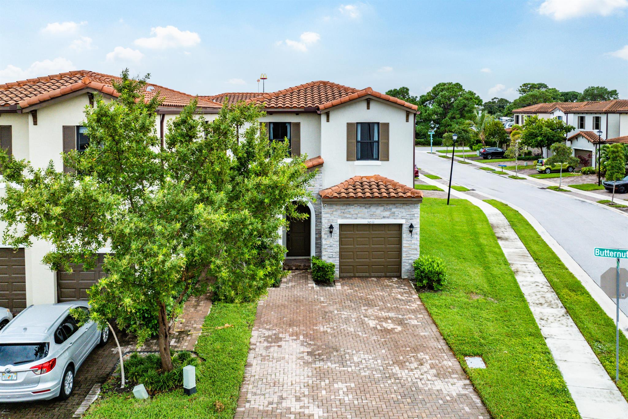 3011 Butternut Lane